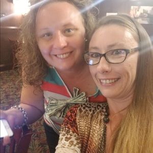 Meet your Posher, Shelly